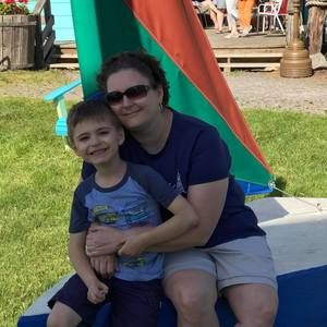 Meet your Posher, Jennifer